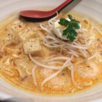 https://www.newzealand-gourmet.com/wp-content/uploads/2016/11/mamak-seafood-laksa.jpg