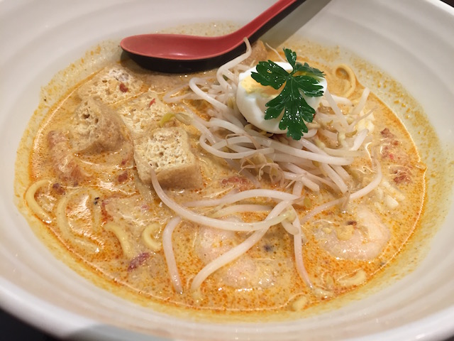 https://www.newzealand-gourmet.com/wp-content/uploads/2016/11/mamak-seafood-laksa.jpg