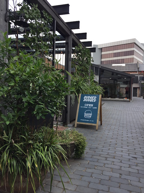 burgerburger-newmarket exterior