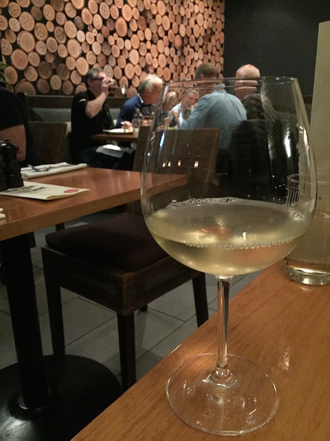 banque oyster bar atarangi chardonnay