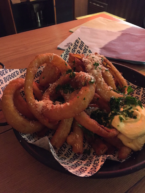 burgerburger 201707 onion rings2