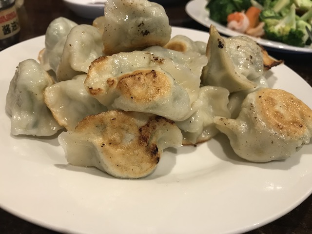 zhous dumplings 201803 fried dumplings