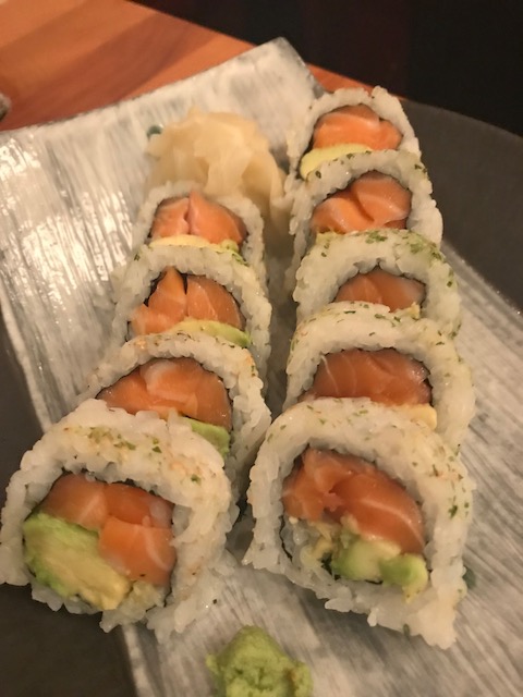 sake bar icco 201806 salmon avo rolls