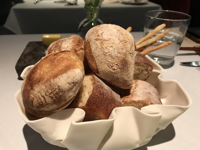 kazuya.folium201810 bread