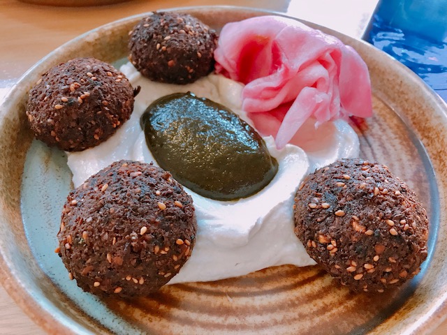 gemmayze st 201810 falafel