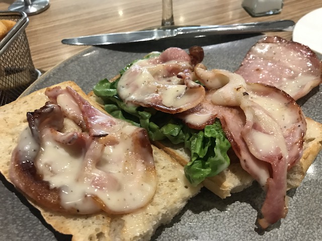 coffee club 201902 blt bacon