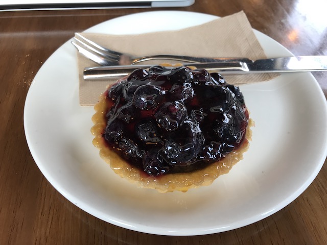 olaf's 201901 blueberry tarte