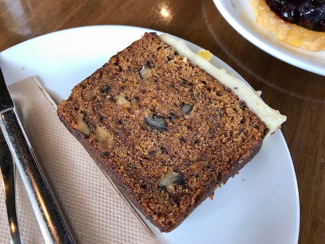 olaf's 201901 carrot cake