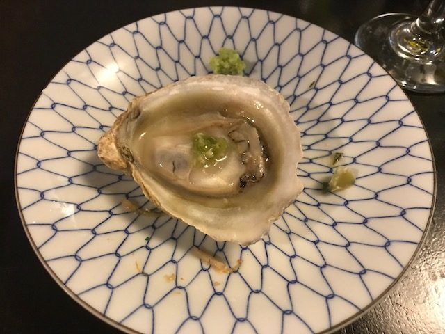 kinji 201904 bluff oyster