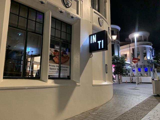 inti closed 201910 sign