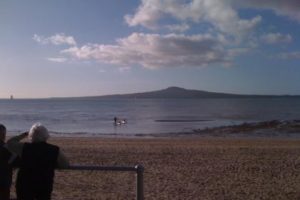 auckland 201108 kohimarama beach