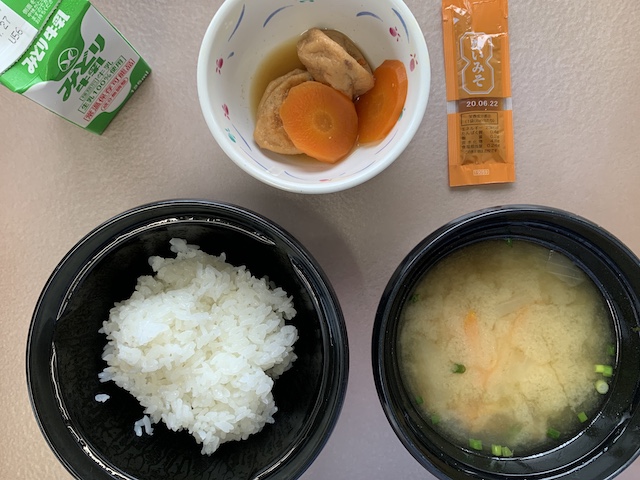 hospital meals 0327B