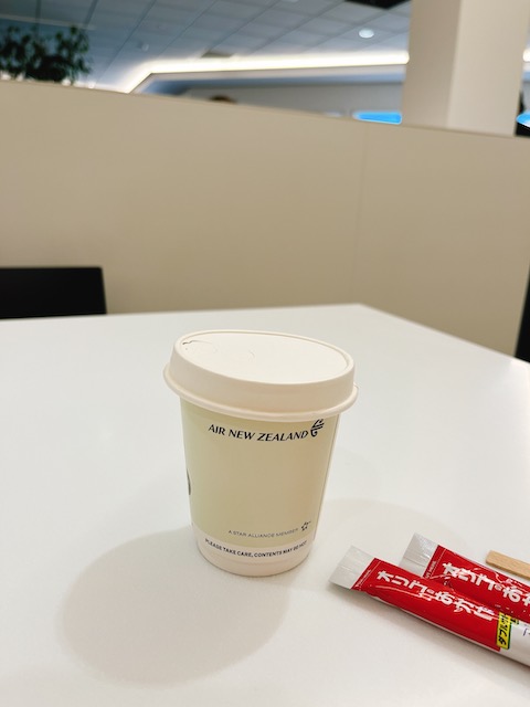 air nz lounge 202302 auckland coffee2